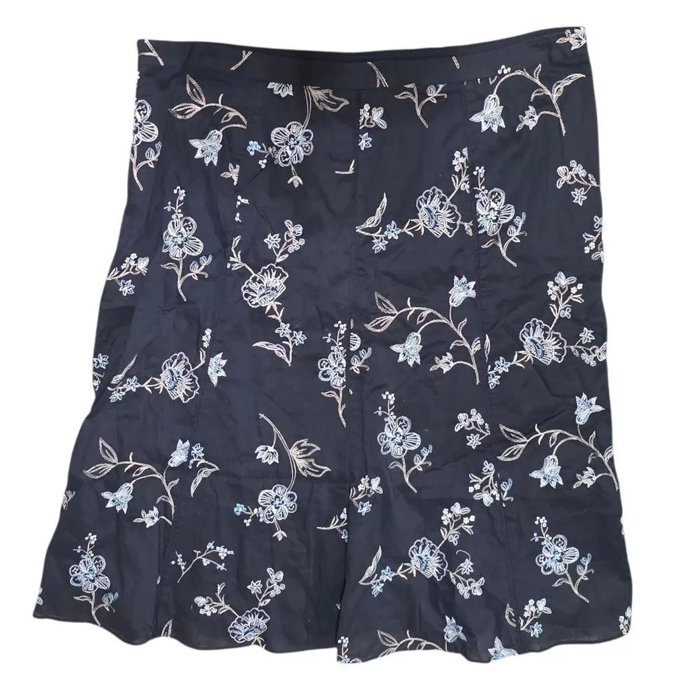 Ann Taylor Embroidery Floral A Line Skirt